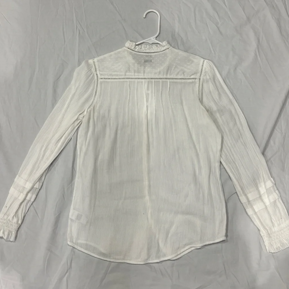 Faherty White Ruffled Blouse - Picture 2 of 3